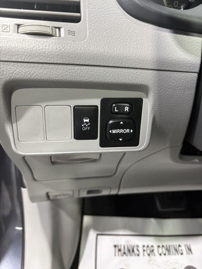 Toyota Corolla LE 2010