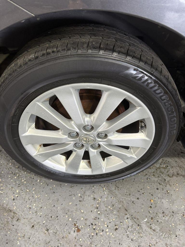 Toyota Corolla LE 2010