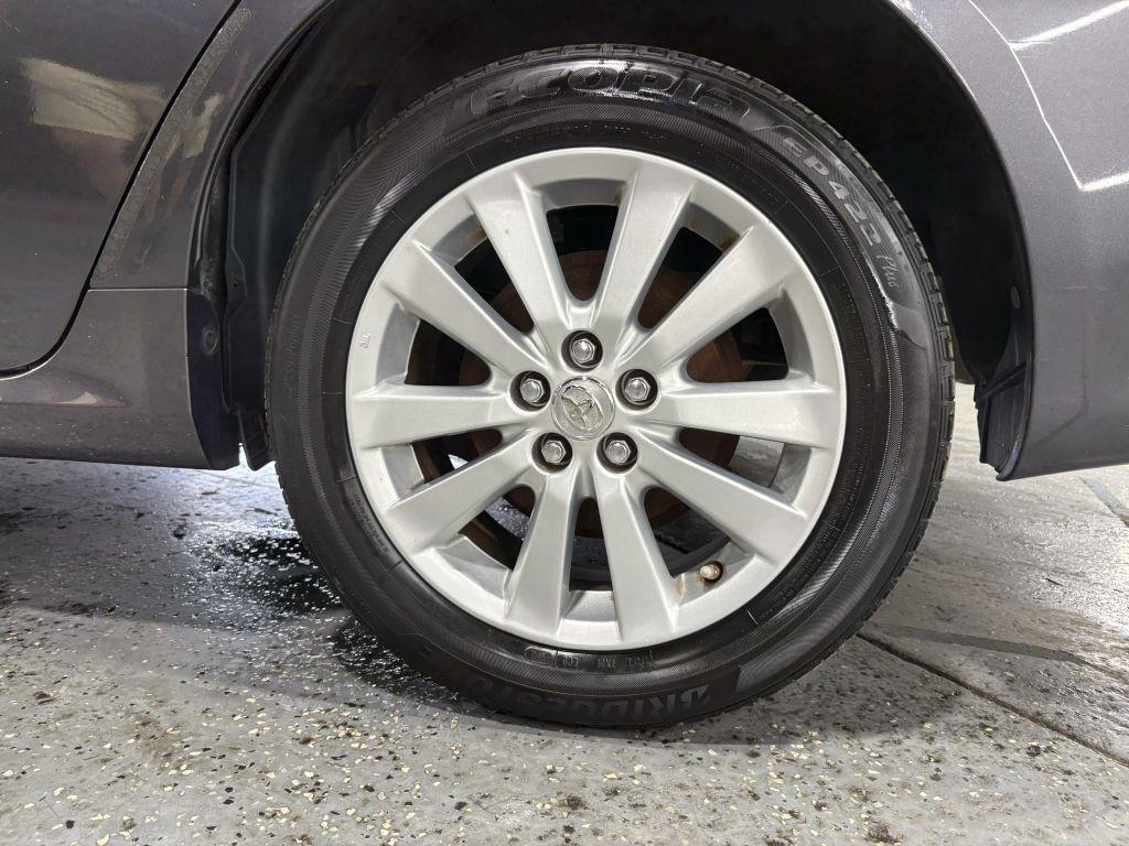 Toyota Corolla LE 2010