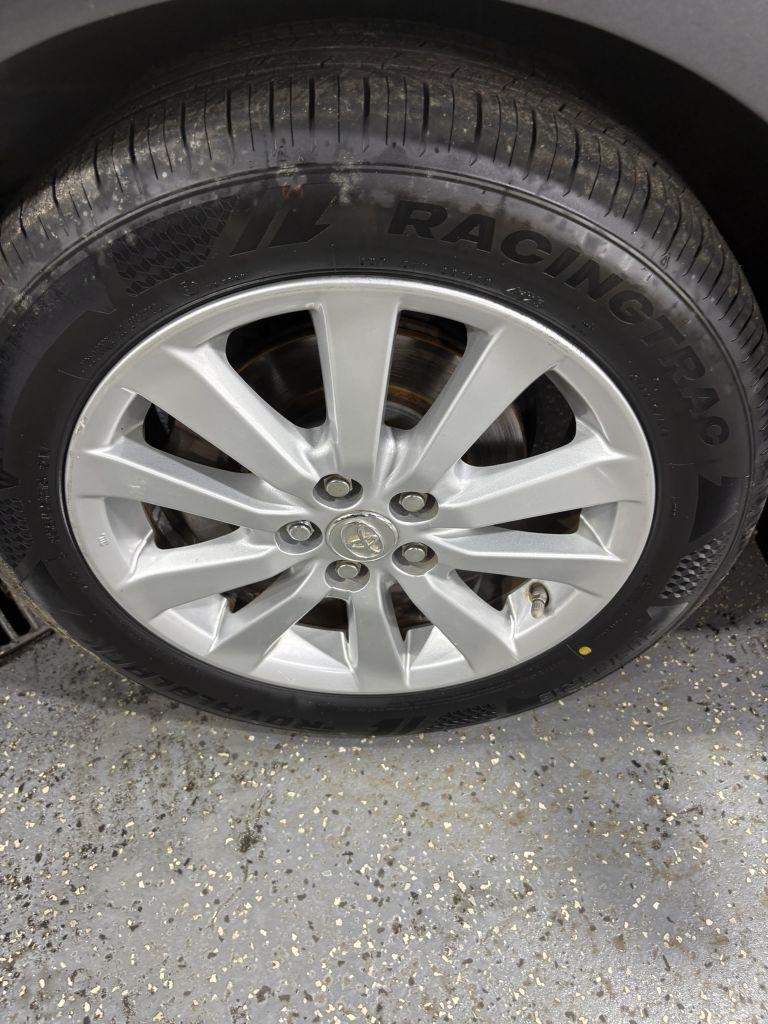Toyota Corolla LE 2010