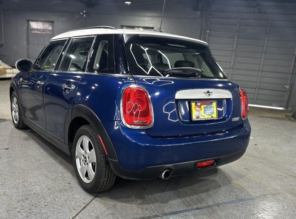 MINI Cooper Base 2015