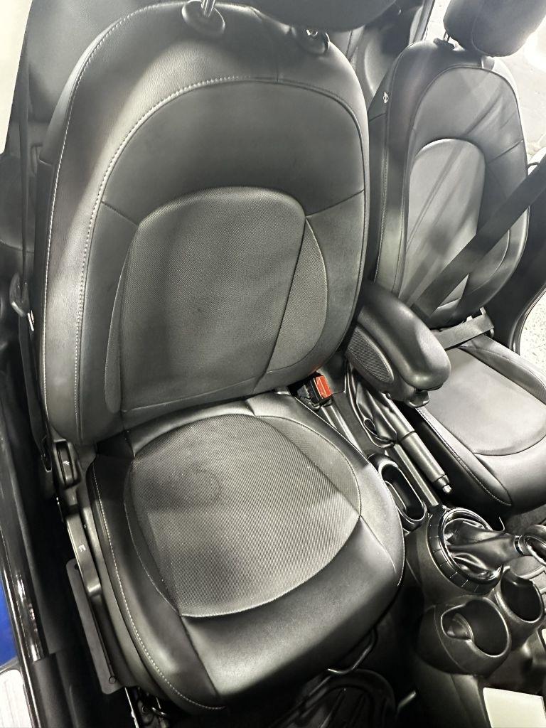 MINI Cooper Base 2015