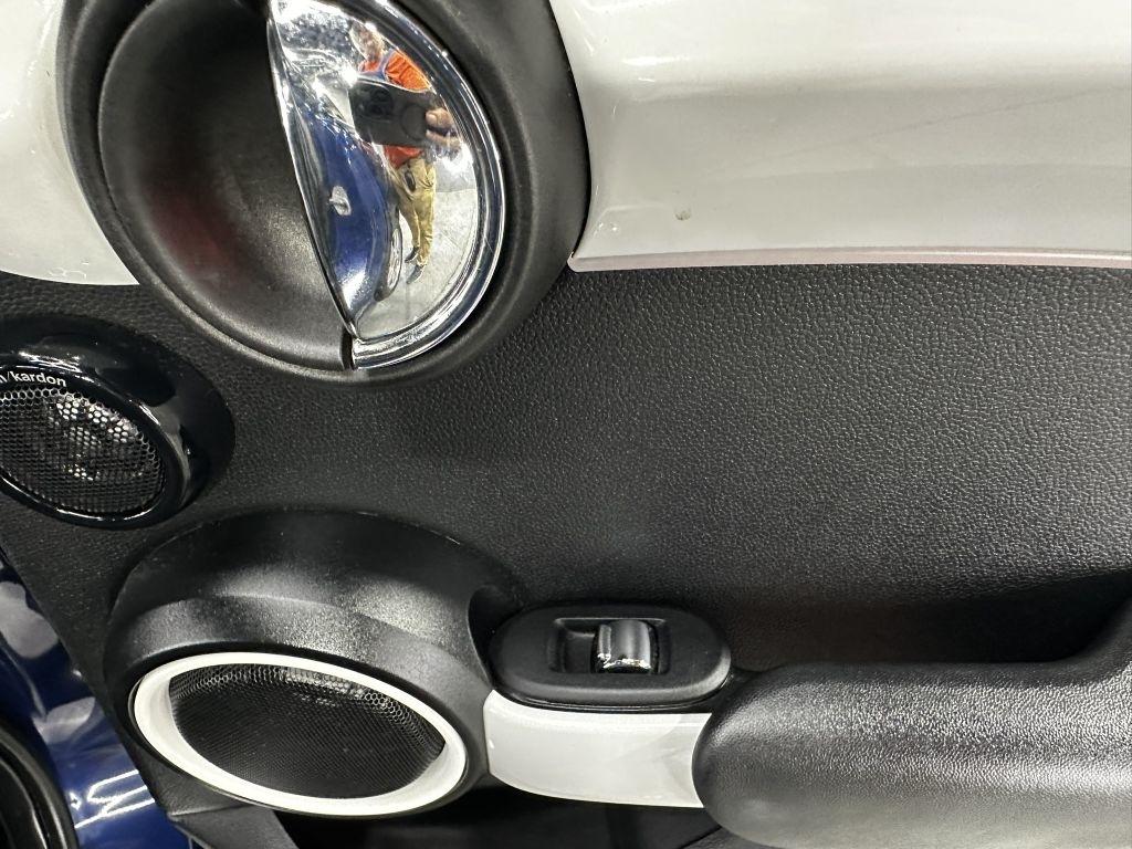MINI Cooper Base 2015