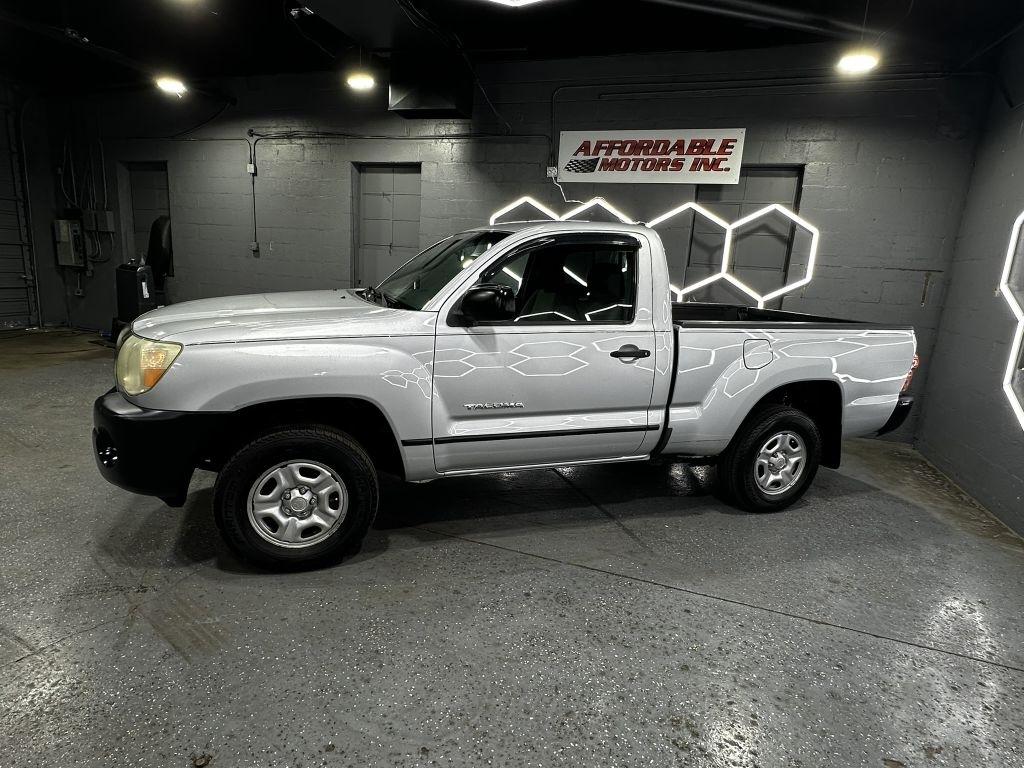 Toyota Tacoma Regular Cab Auto 2WD 2006
