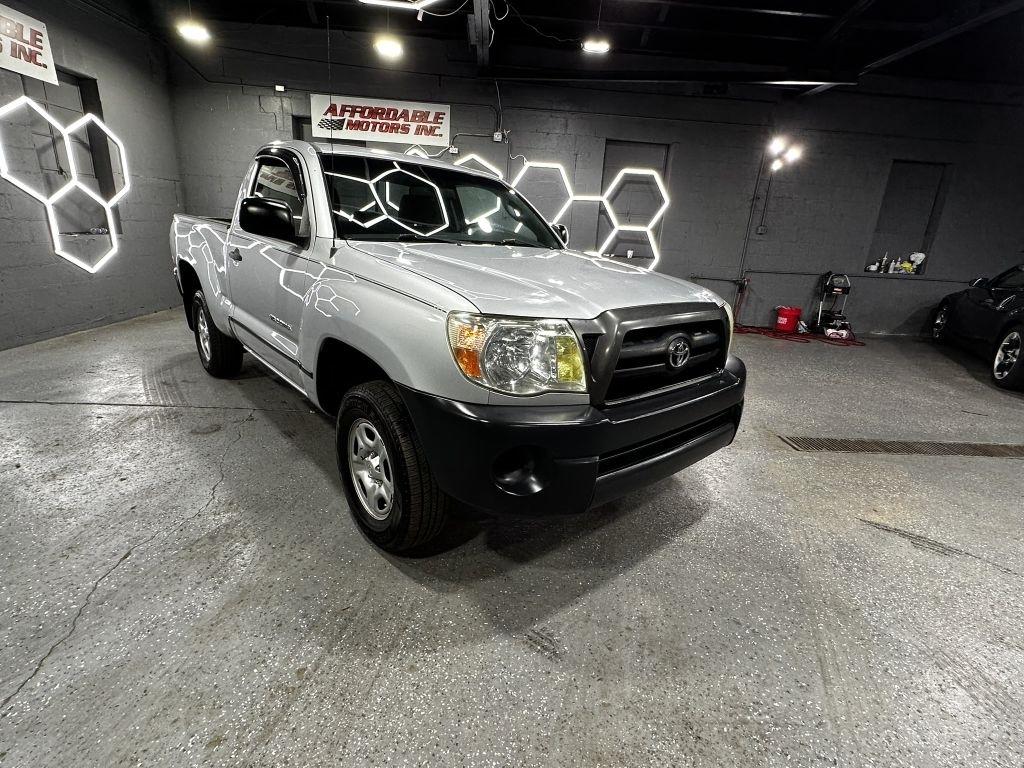 Toyota Tacoma Regular Cab Auto 2WD 2006
