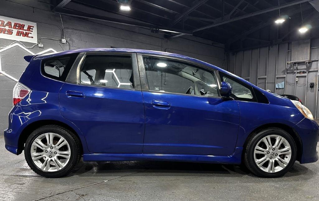 Honda Fit Sport 5-Speed AT 2010