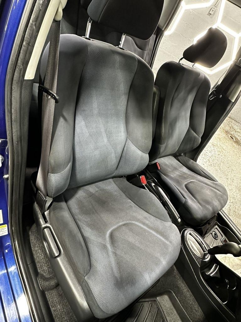 Honda Fit Sport 5-Speed AT 2010