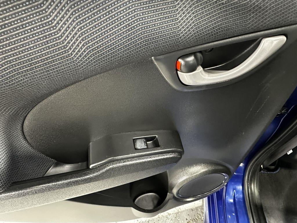 Honda Fit Sport 5-Speed AT 2010