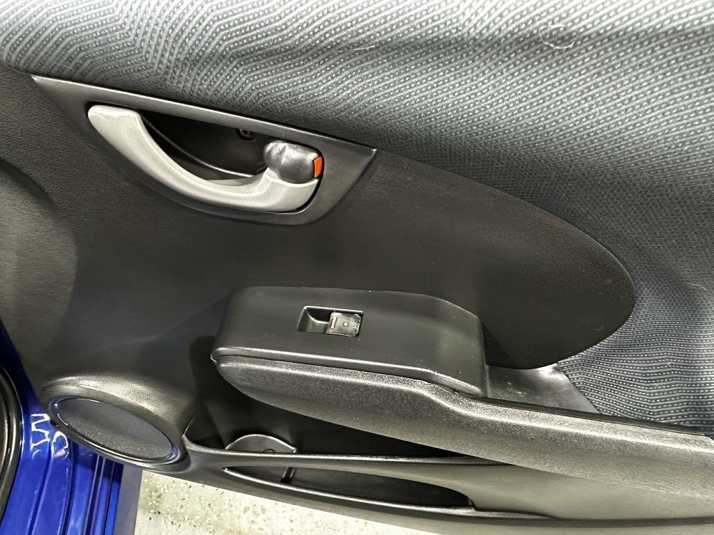Honda Fit Sport 5-Speed AT 2010