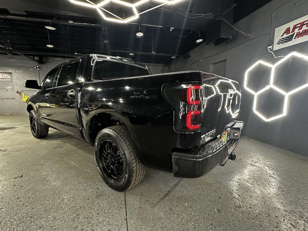 Toyota Tundra Tundra-Grade CrewMax 4.6L 2WD 2013