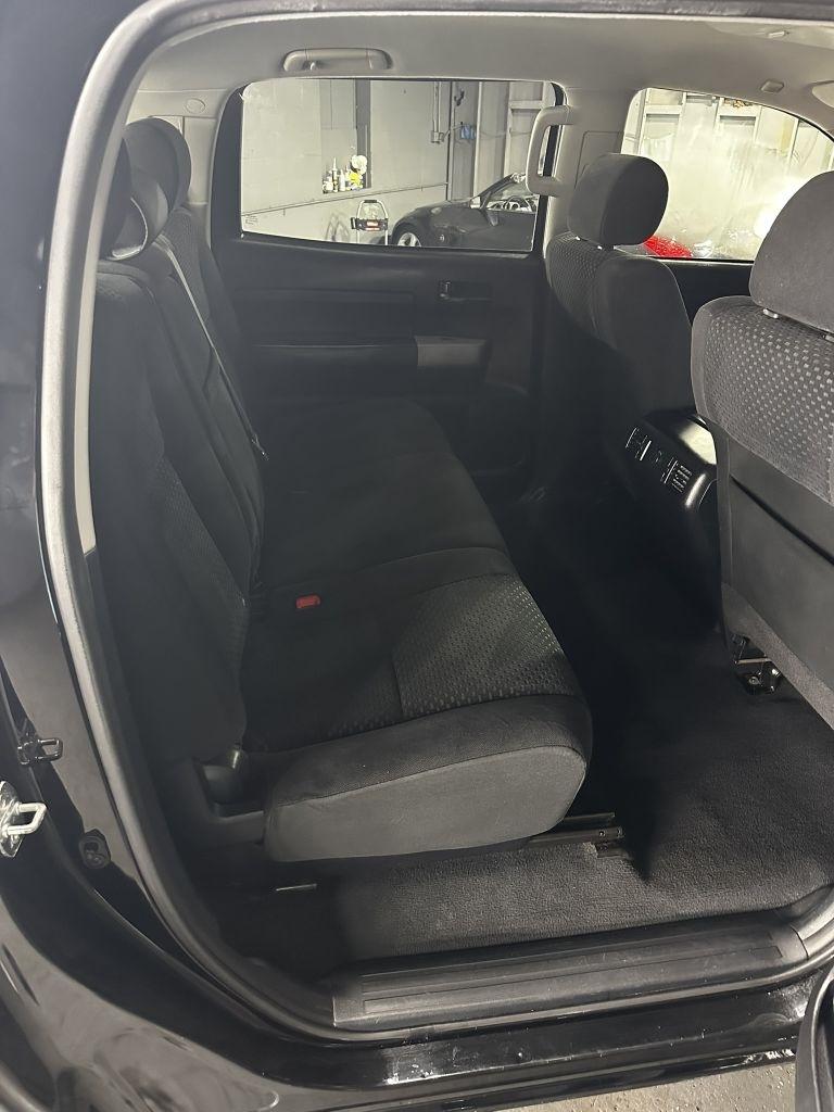 Toyota Tundra Tundra-Grade CrewMax 4.6L 2WD 2013