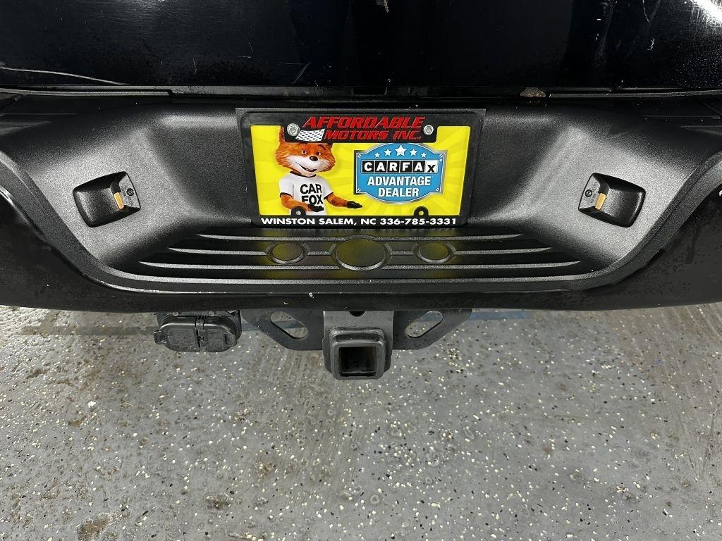 Toyota Tundra Tundra-Grade CrewMax 4.6L 2WD 2013