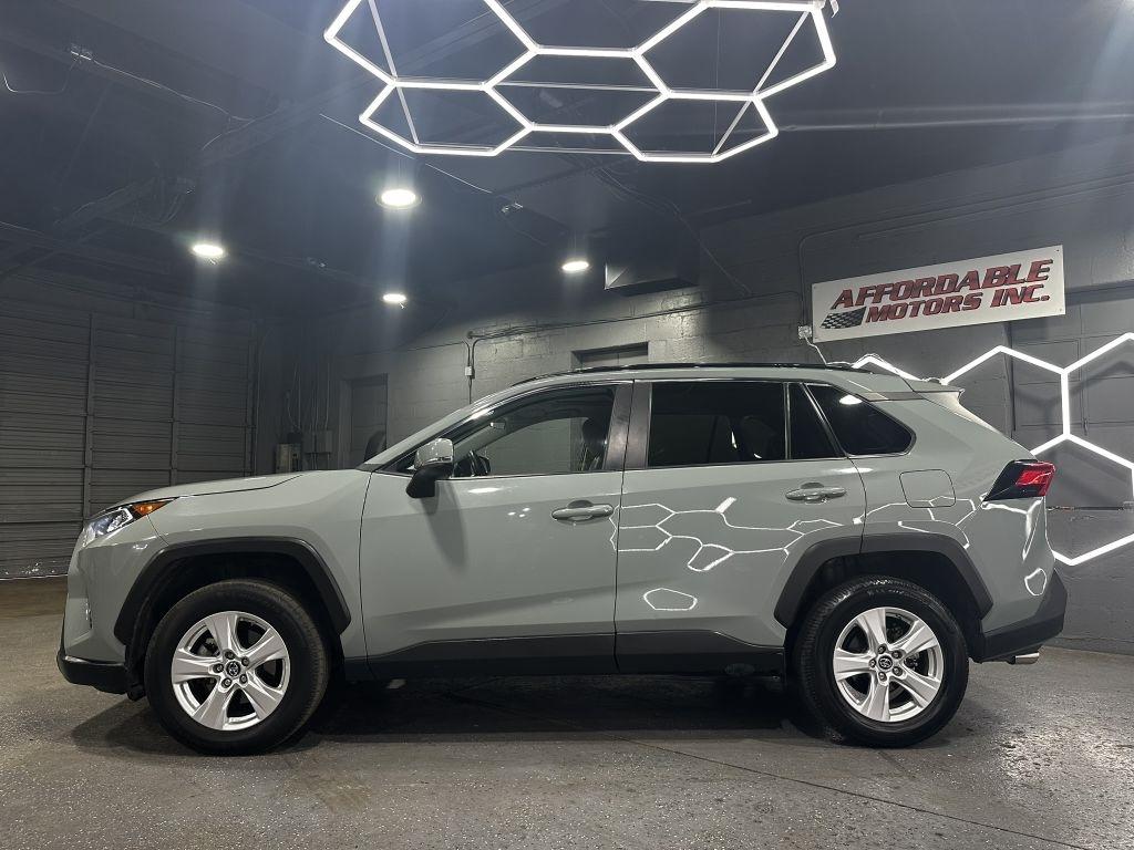 Toyota RAV4 XLE AWD 2019