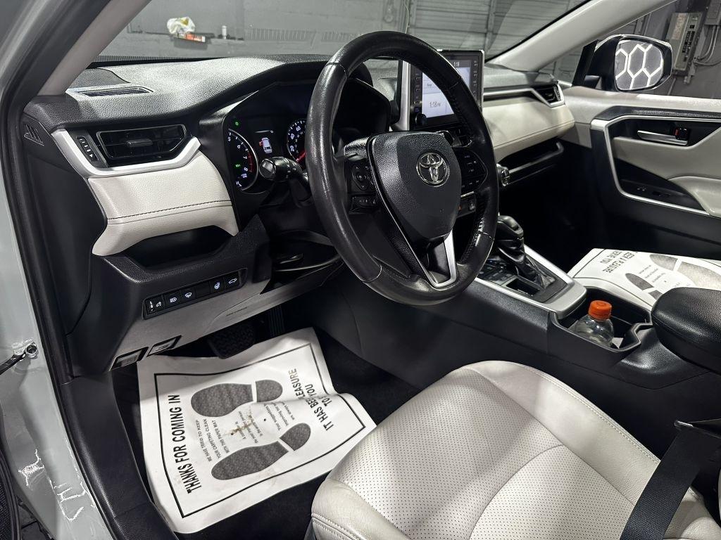 Toyota RAV4 XLE AWD 2019