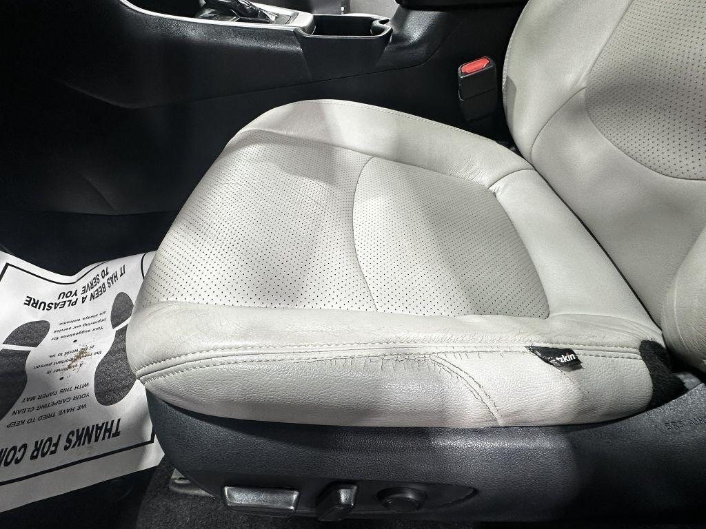 Toyota RAV4 XLE AWD 2019