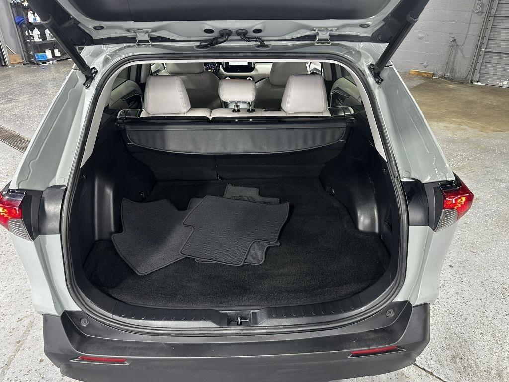 Toyota RAV4 XLE AWD 2019
