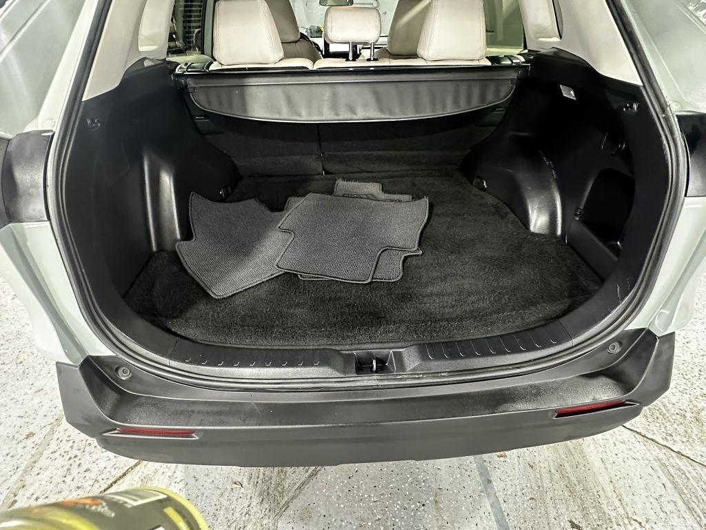 Toyota RAV4 XLE AWD 2019