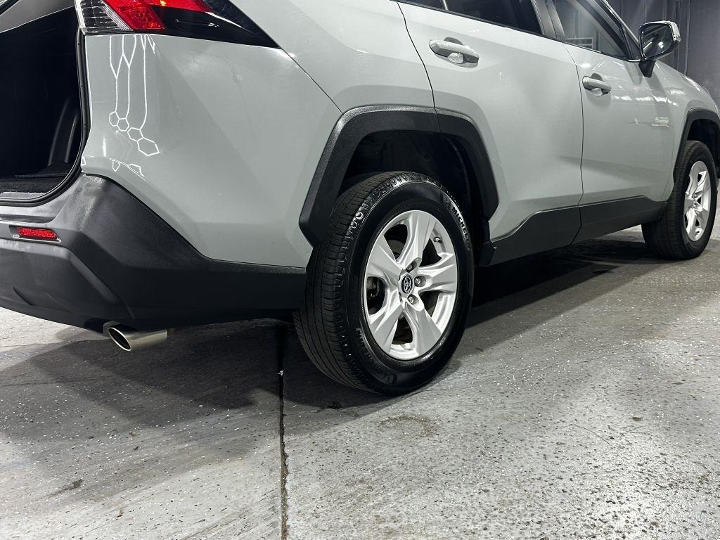 Toyota RAV4 XLE AWD 2019