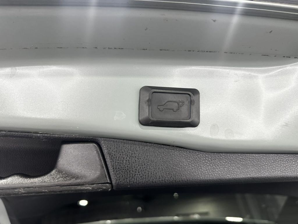 Toyota RAV4 XLE AWD 2019