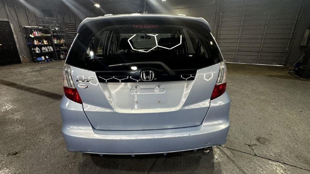 Honda Fit Sport 5-Speed AT 2010