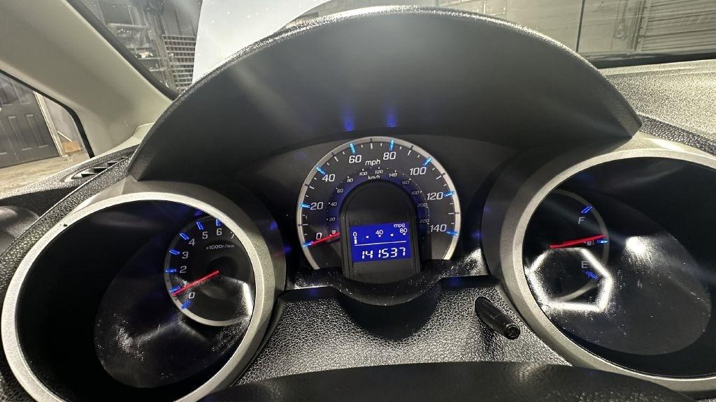 Honda Fit Sport 5-Speed AT 2010