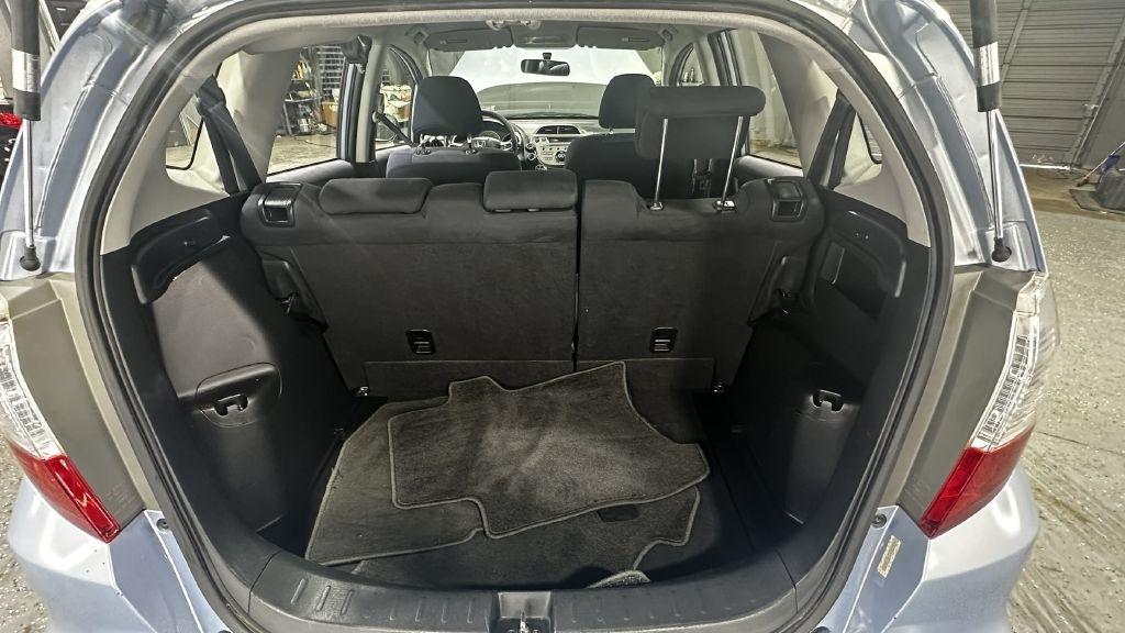 Honda Fit Sport 5-Speed AT 2010