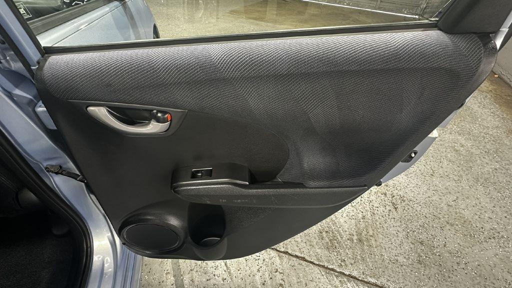 Honda Fit Sport 5-Speed AT 2010