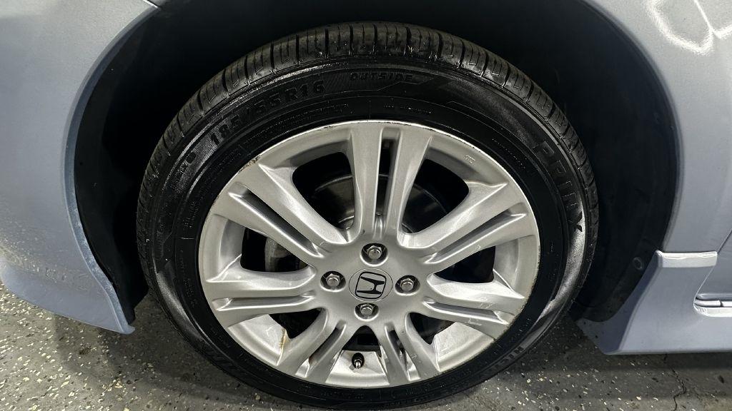 Honda Fit Sport 5-Speed AT 2010