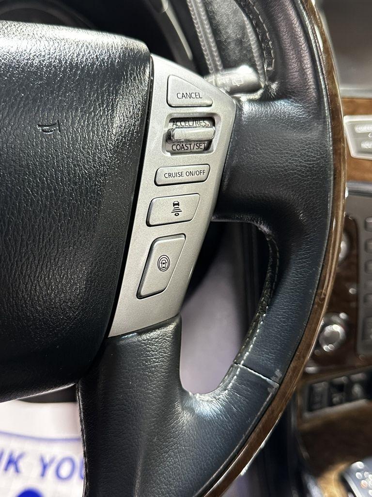 Infiniti QX80 2WD 2017