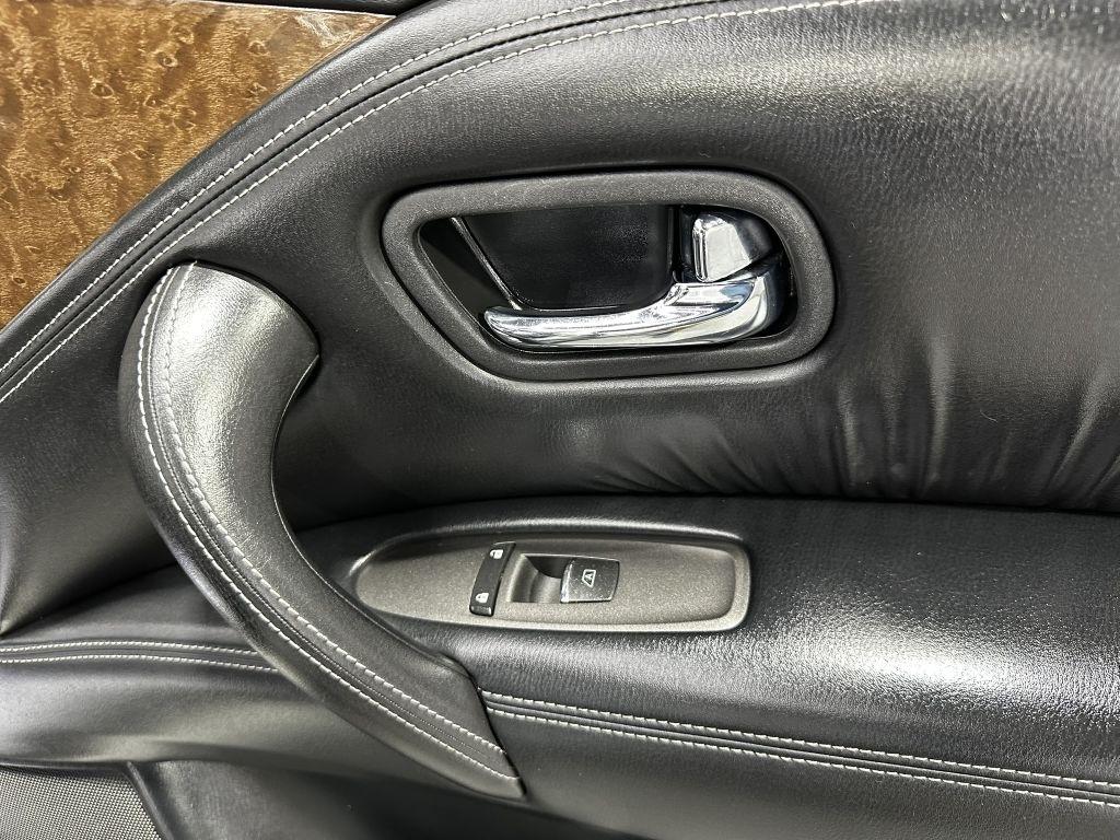 Infiniti QX80 2WD 2017