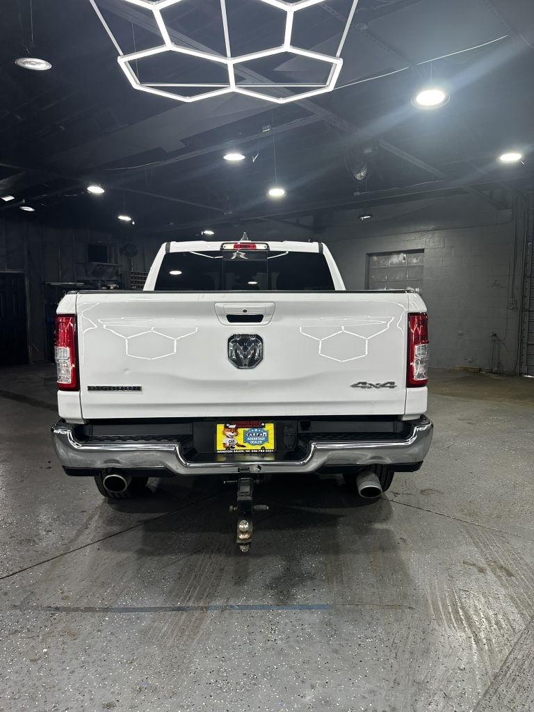 RAM 1500 Big Horn Crew Cab SWB 4WD 2022