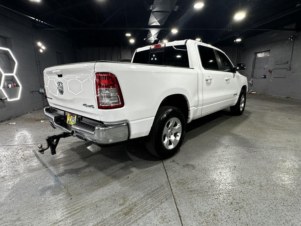 RAM 1500 Big Horn Crew Cab SWB 4WD 2022