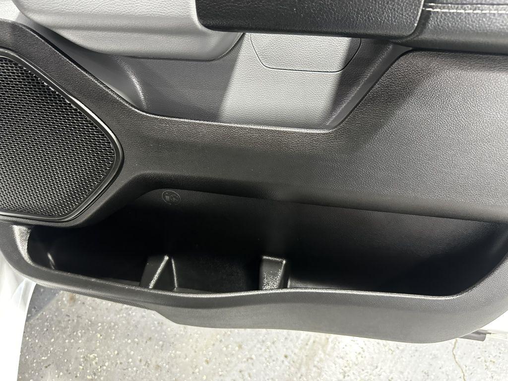 RAM 1500 Big Horn Crew Cab SWB 4WD 2022