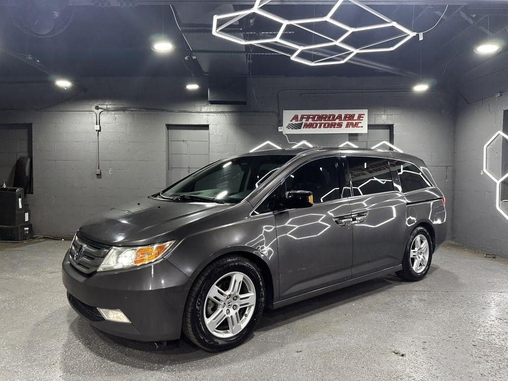 Honda Odyssey Touring 2013