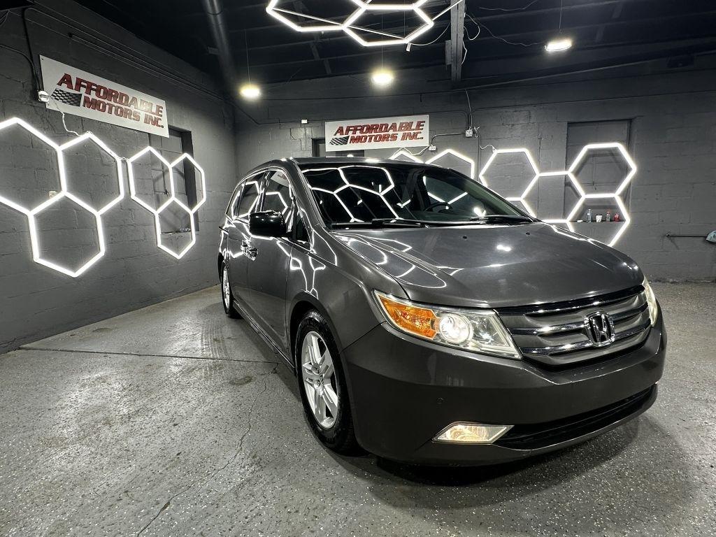 Honda Odyssey Touring 2013