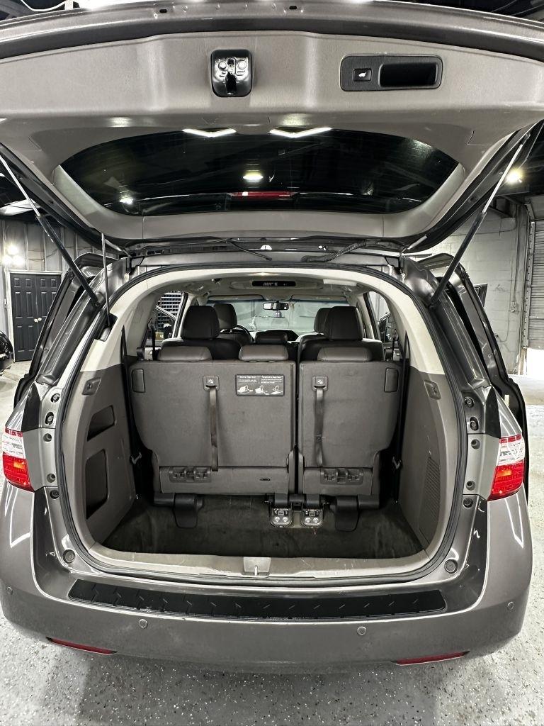 Honda Odyssey Touring 2013