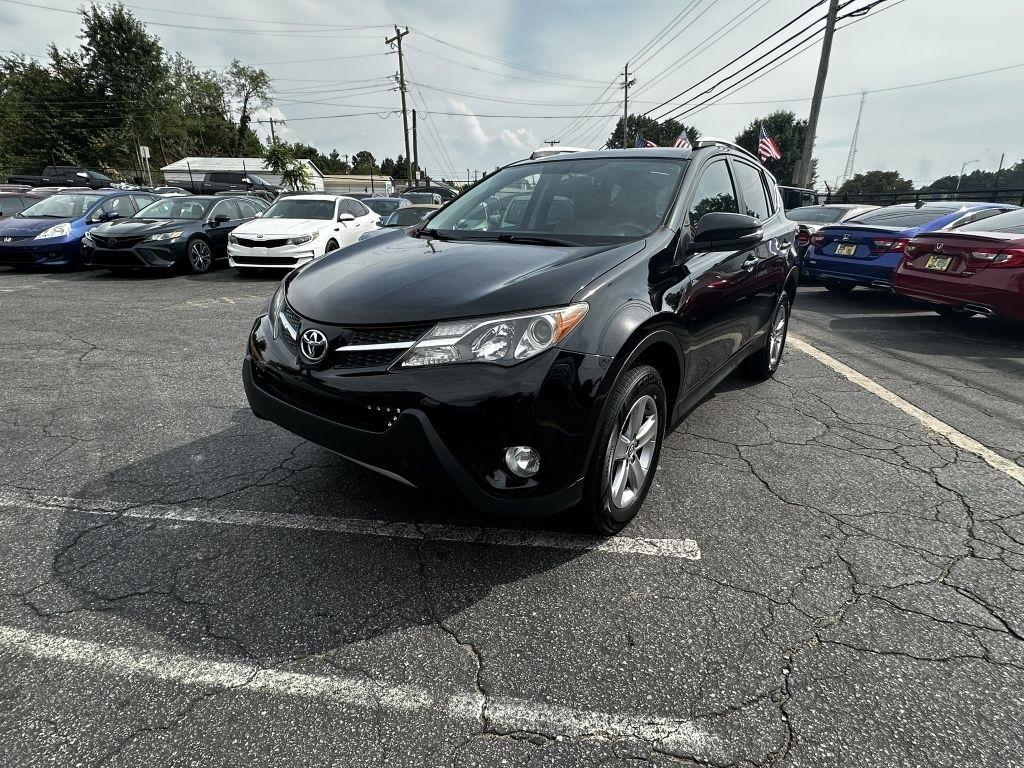 Toyota RAV4 XLE FWD 2015