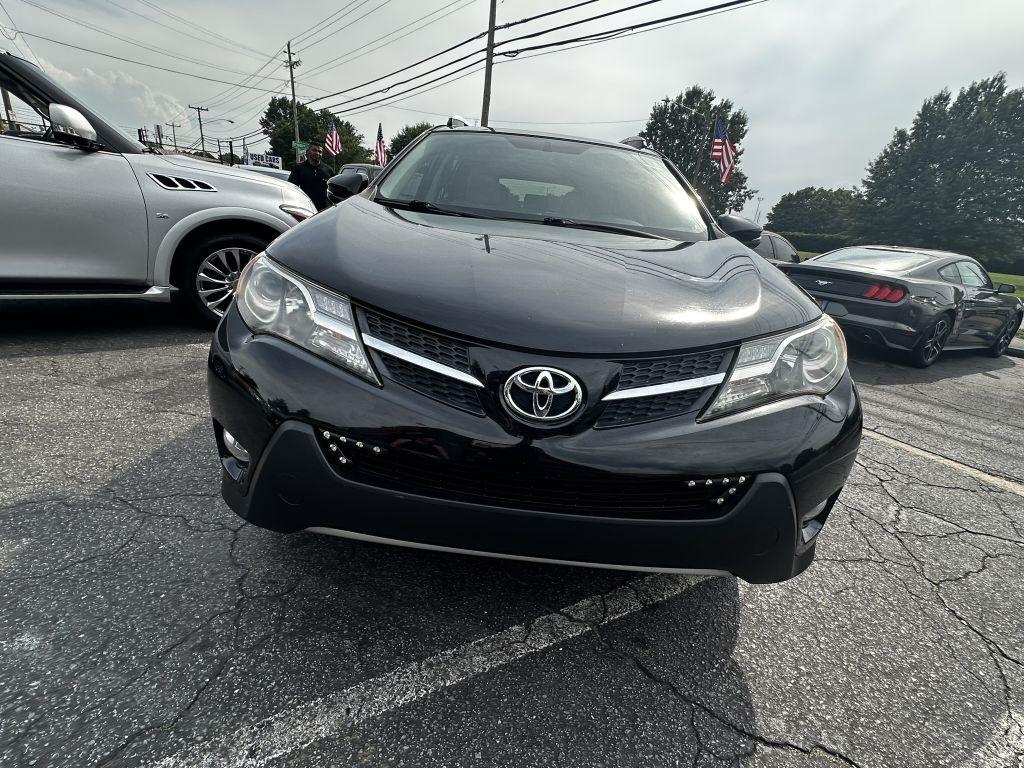 Toyota RAV4 XLE FWD 2015
