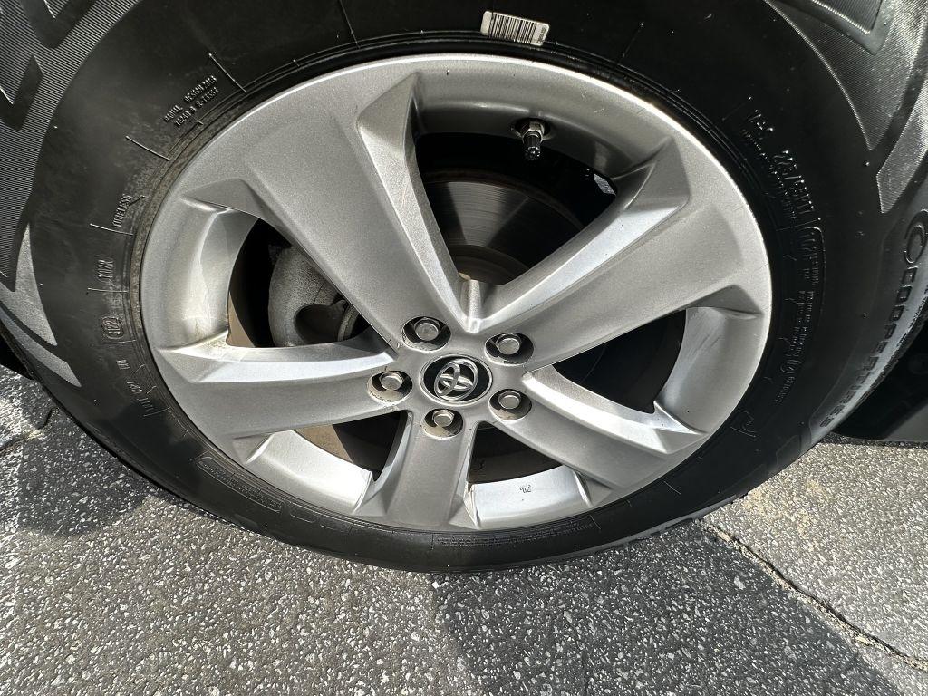 Toyota RAV4 XLE FWD 2015