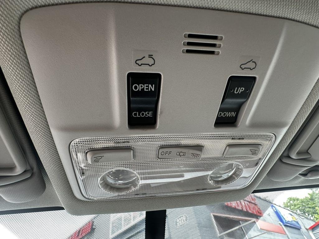 Toyota RAV4 XLE FWD 2015
