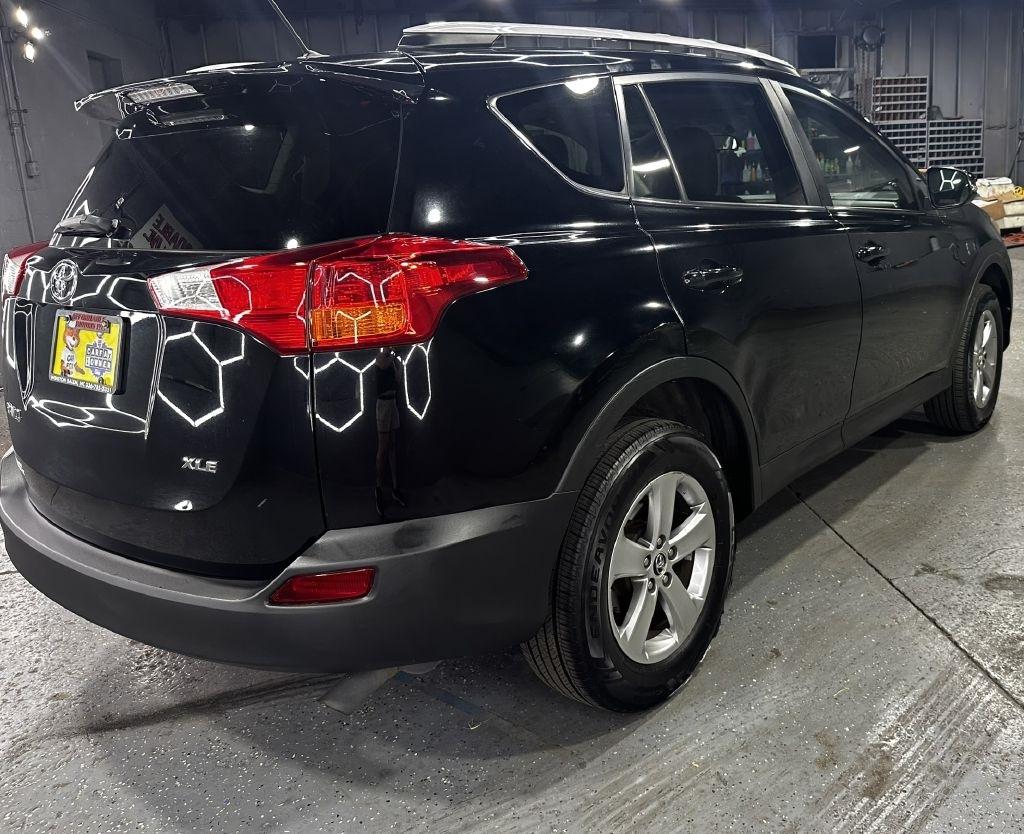 Toyota RAV4 XLE FWD 2015