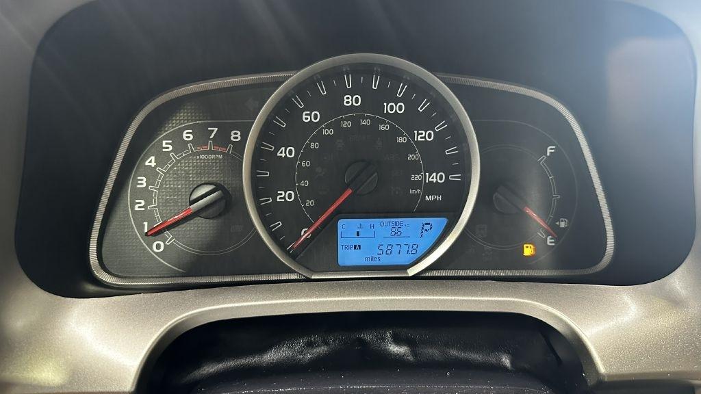 Toyota RAV4 XLE FWD 2015
