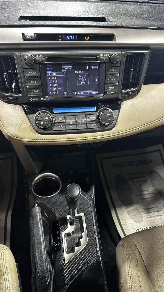 Toyota RAV4 XLE FWD 2015