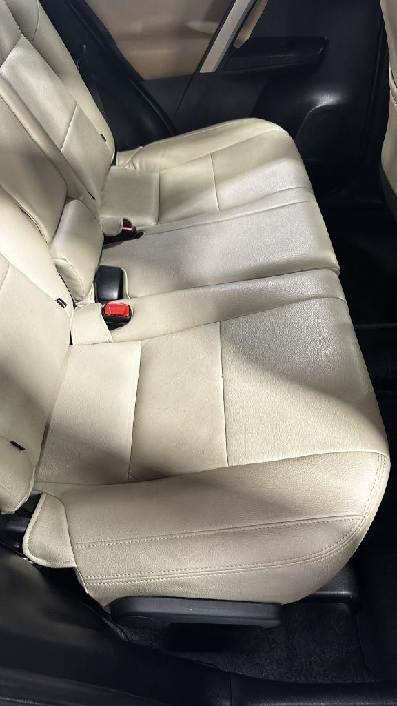 Toyota RAV4 XLE FWD 2015