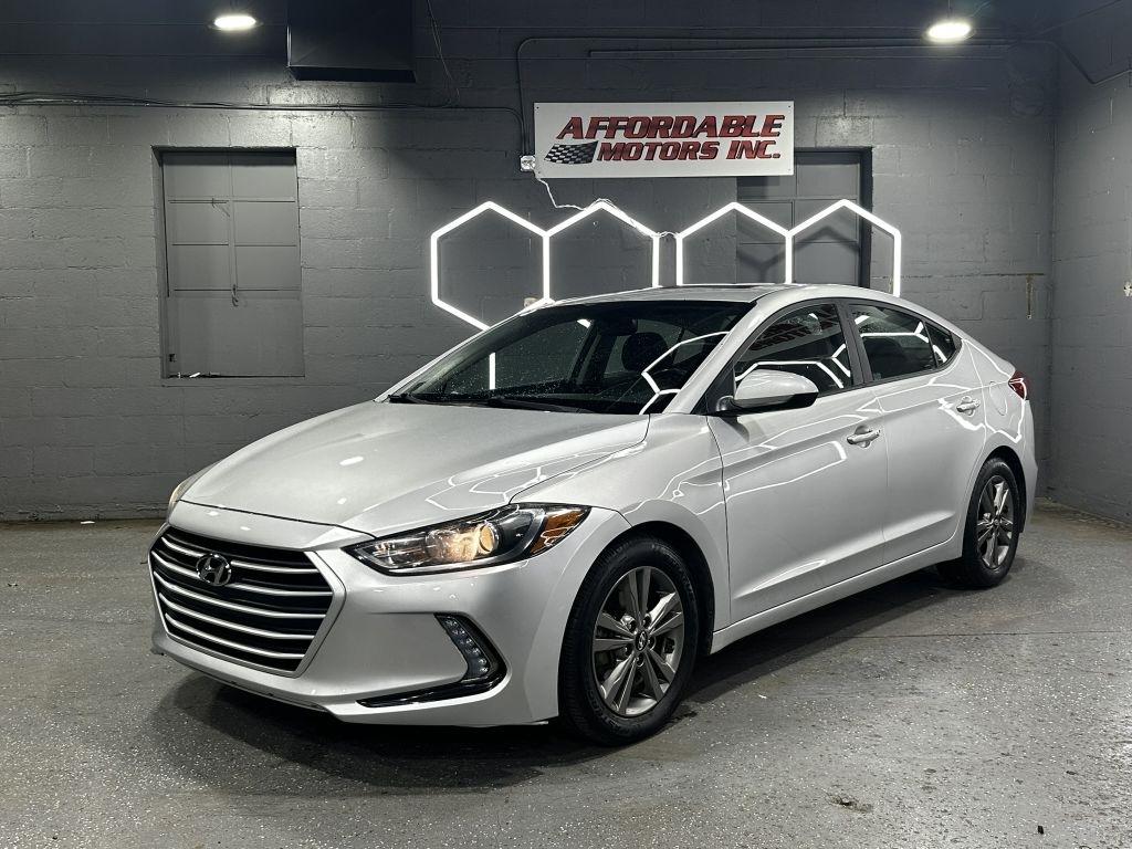 Hyundai Elantra Value Edition 6A 2017
