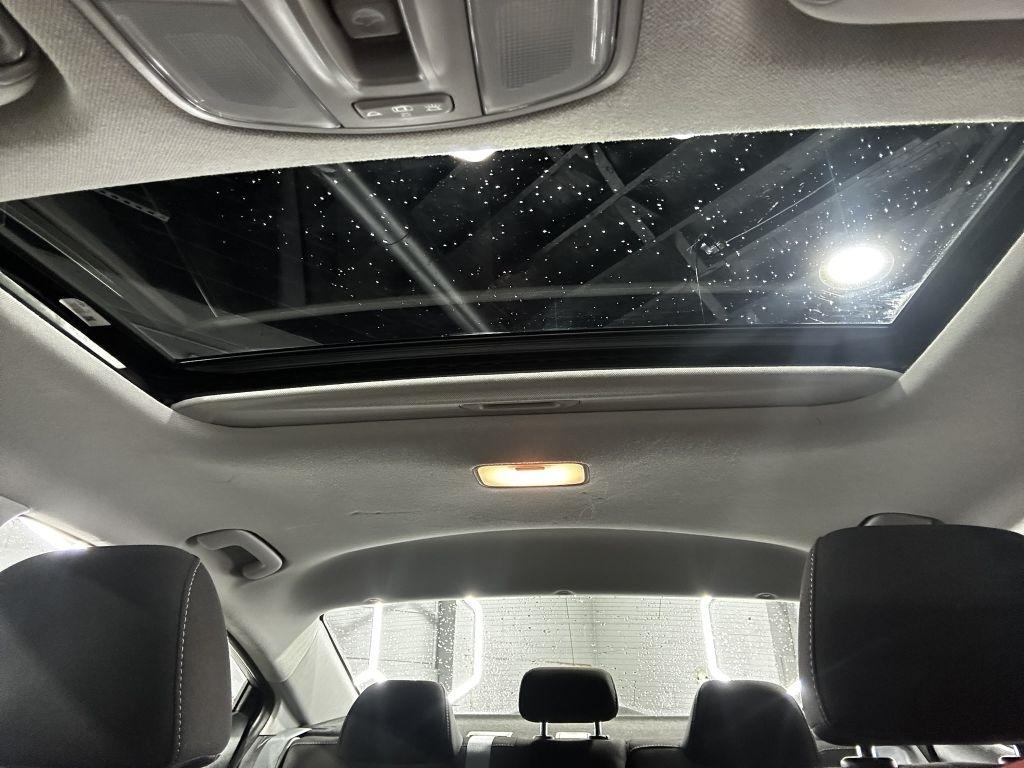 Hyundai Elantra Value Edition 6A 2017