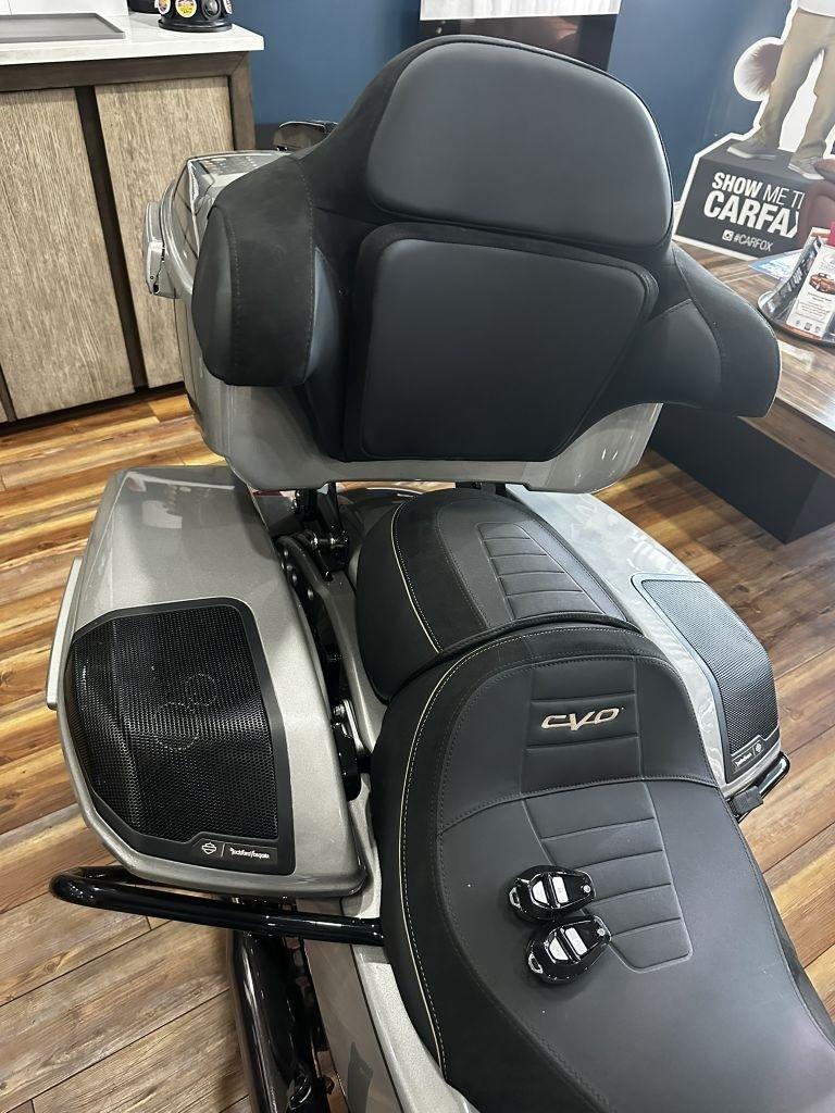 Harley-Davidson FLTRXSE  2023
