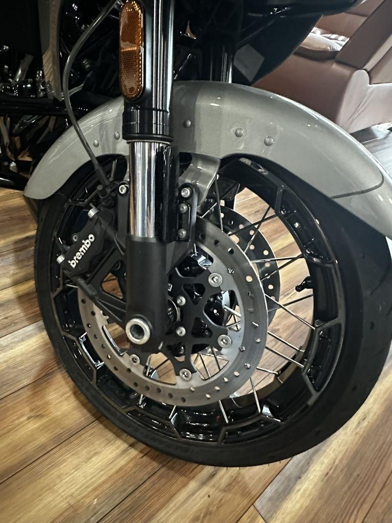 Harley-Davidson FLTRXSE  2023