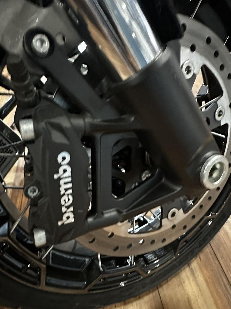 Harley-Davidson FLTRXSE  2023