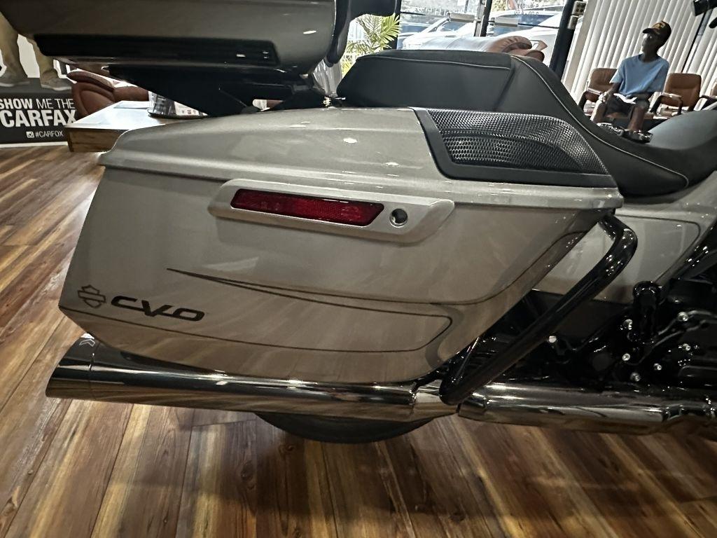 Harley-Davidson FLTRXSE  2023